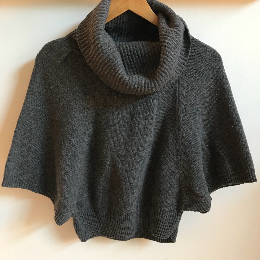 Gray cropped sweater cape